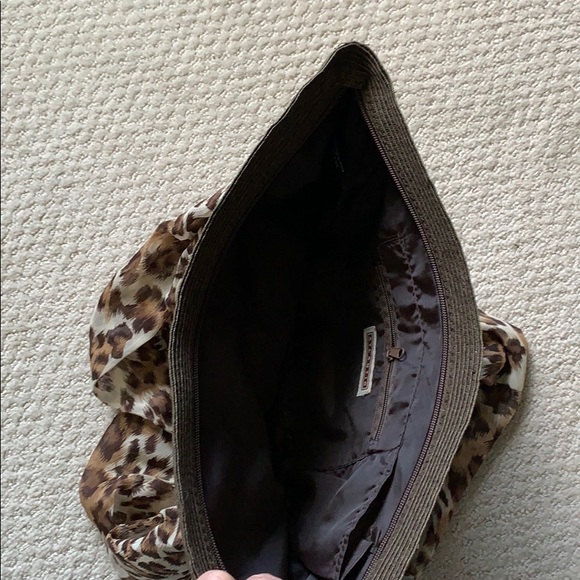 NEW Brown purse tote with leopard print handles - Picture 5 of 5